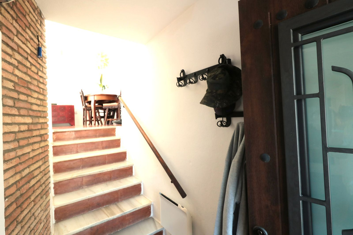 3 Bed Townhouse for sale in Estepona Costa Del Sol, Málaga, Spain