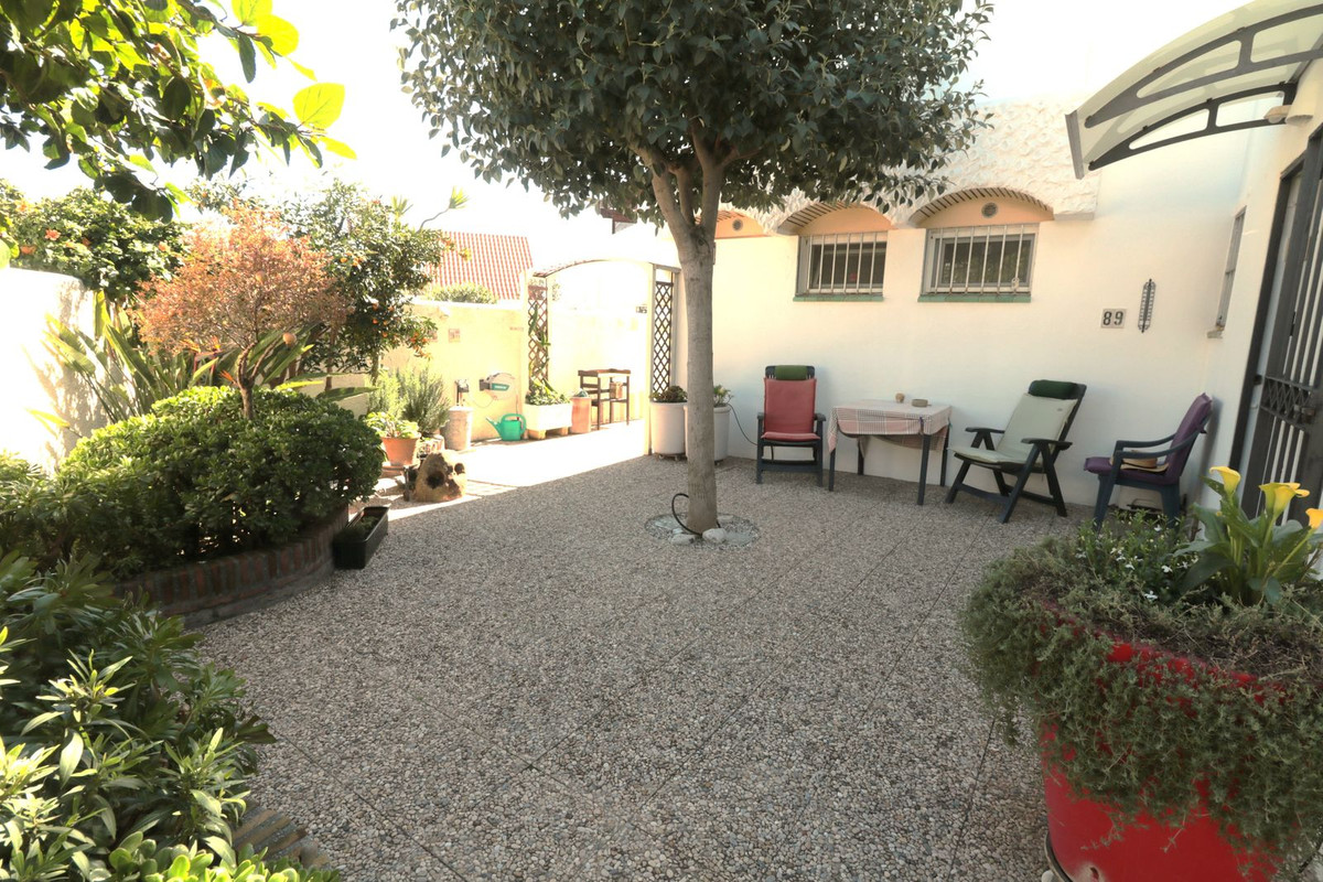 3 Bed Townhouse for sale in Estepona Costa Del Sol, Málaga, Spain