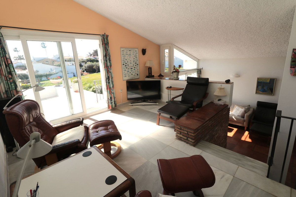 3 Bed Townhouse for sale in Estepona Costa Del Sol, Málaga, Spain