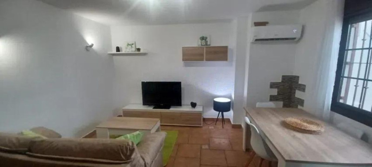 4 Bed Townhouse for sale in Monda Costa Del Sol, Málaga, Spain