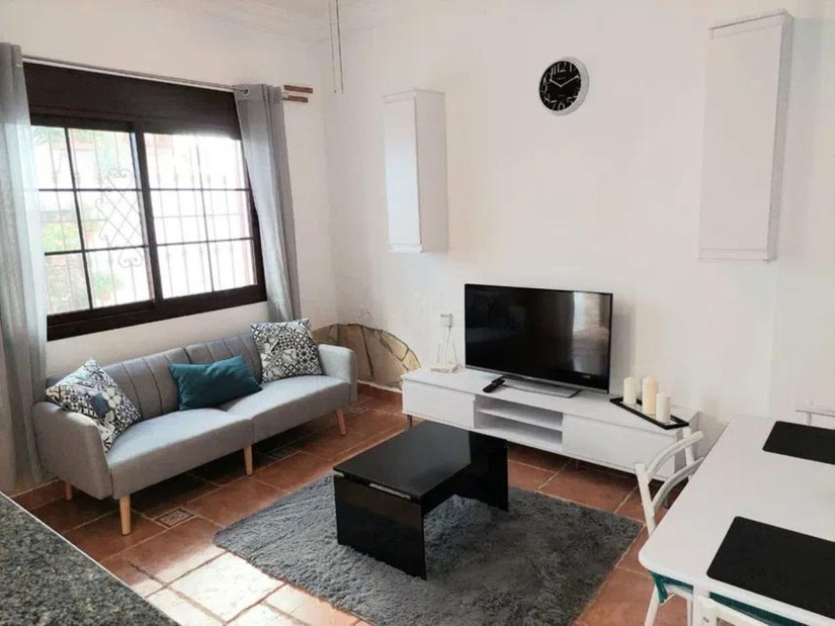 4 Bed Townhouse for sale in Monda Costa Del Sol, Málaga, Spain