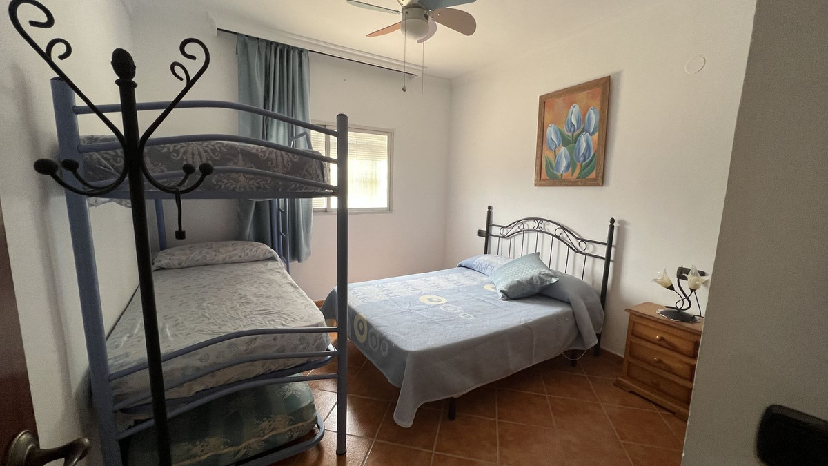 Se vende Finca - Cortijo de 3 dormitorios en Costa Del Sol, Málaga, España