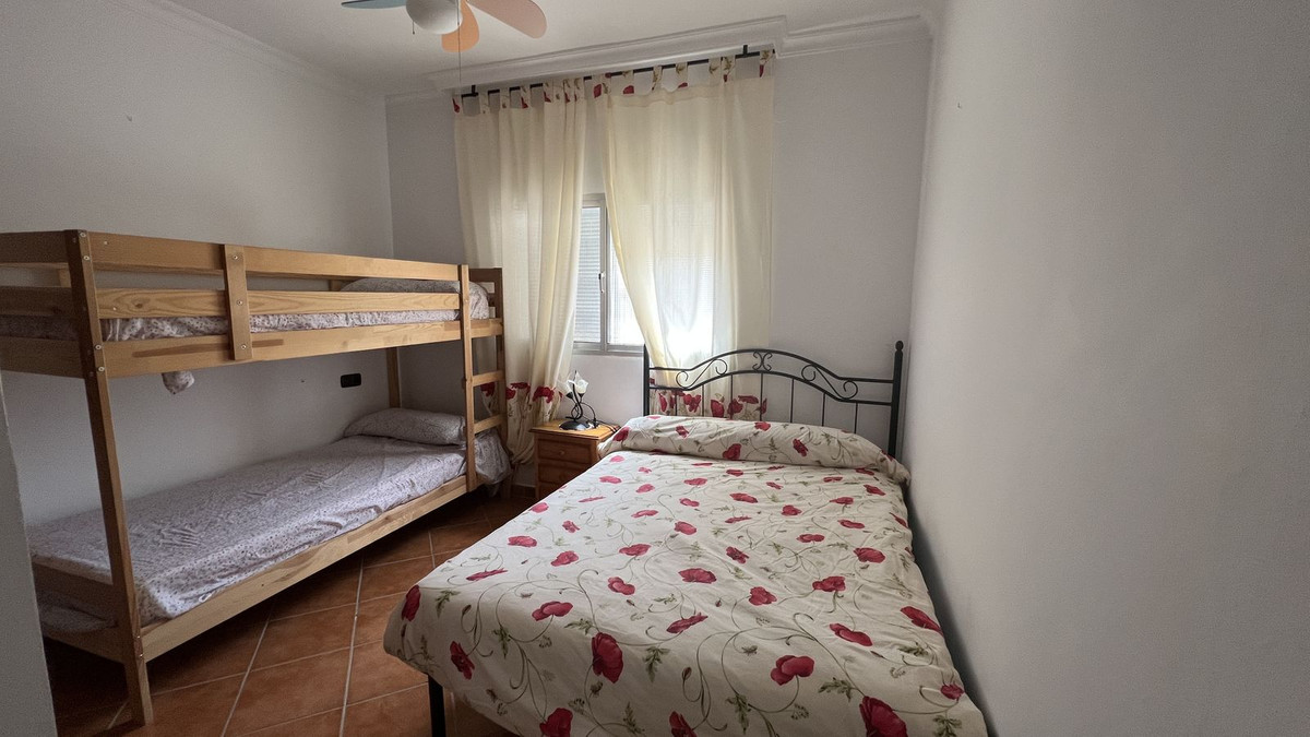 Se vende Finca - Cortijo de 3 dormitorios en Costa Del Sol, Málaga, España