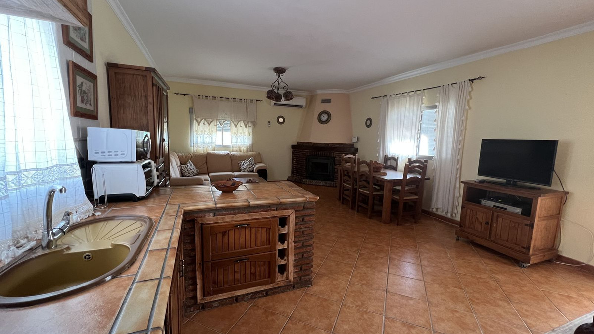 Se vende Finca - Cortijo de 3 dormitorios en Costa Del Sol, Málaga, España