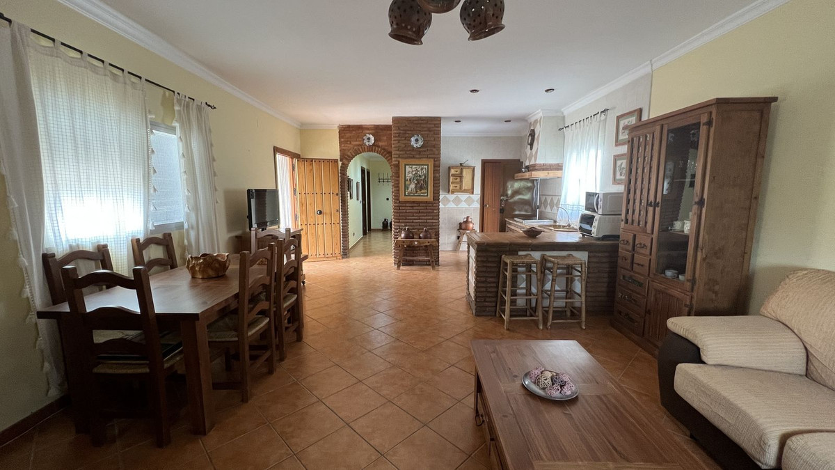 Se vende Finca - Cortijo de 3 dormitorios en Costa Del Sol, Málaga, España