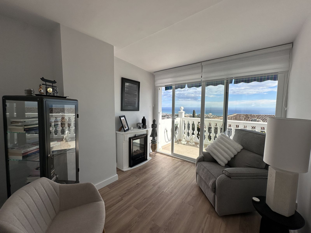 2 Bed Townhouse for sale in Benalmadena Costa Del Sol, Málaga, Spain