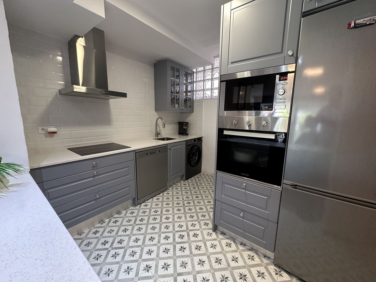 2 Bed Townhouse for sale in Benalmadena Costa Del Sol, Málaga, Spain