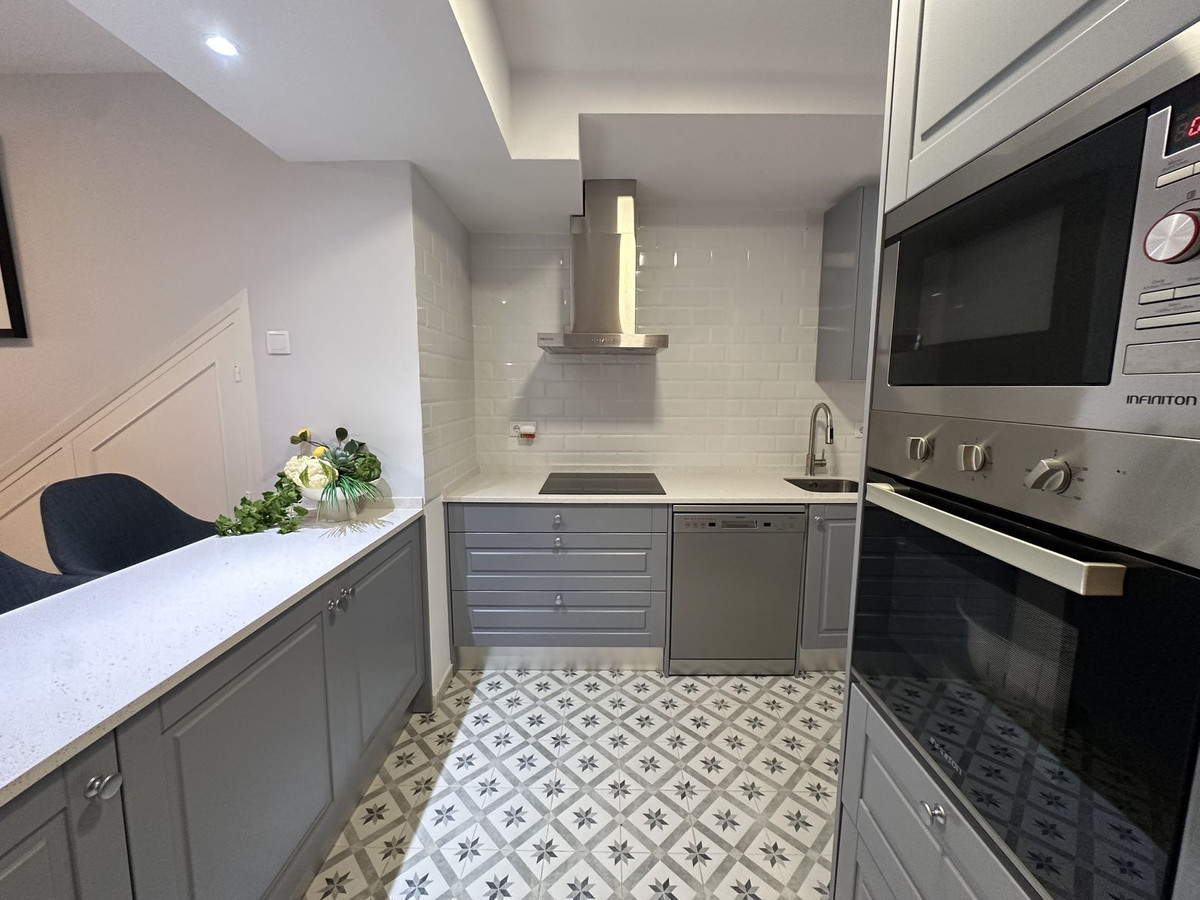 2 Bed Townhouse for sale in Benalmadena Costa Del Sol, Málaga, Spain