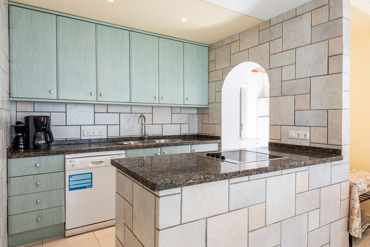 4 Bed Townhouse for sale in San Pedro De Alcántara Costa Del Sol, Málaga, Spain