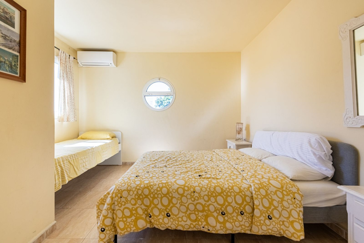 4 Bed Townhouse for sale in San Pedro De Alcántara Costa Del Sol, Málaga, Spain