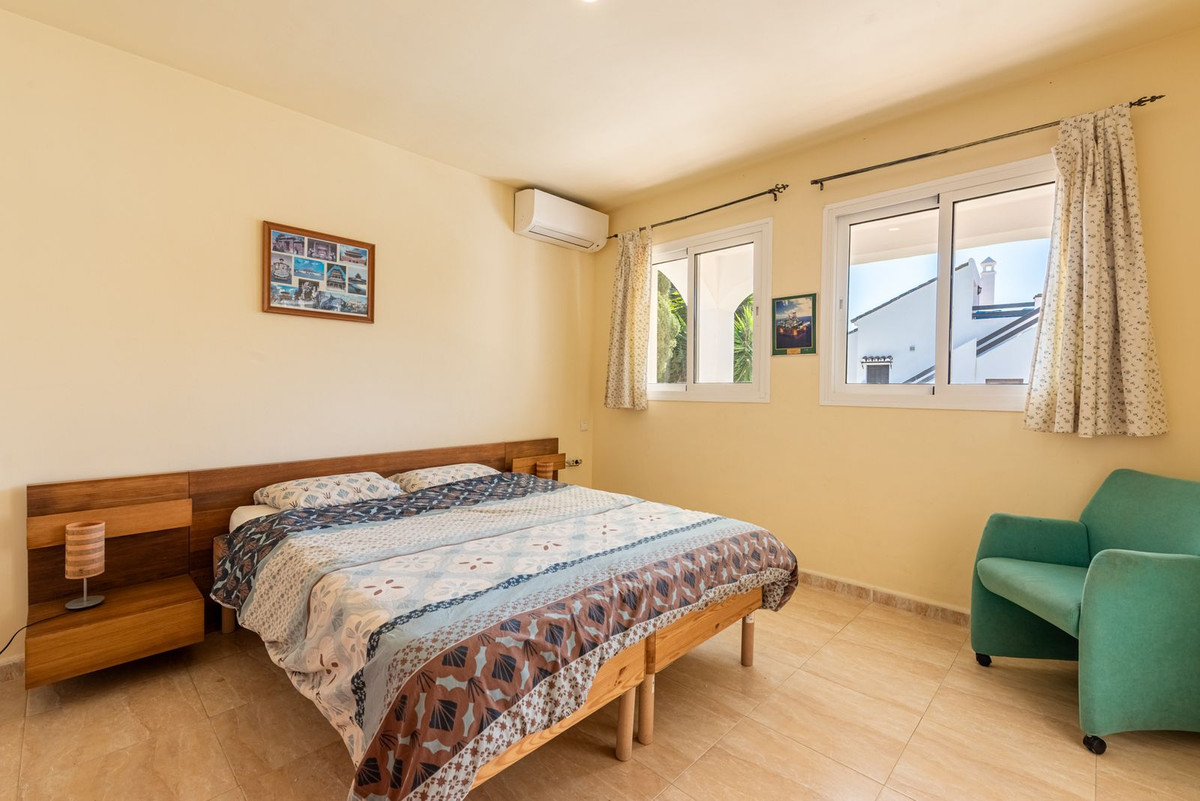 4 Bed Townhouse for sale in San Pedro De Alcántara Costa Del Sol, Málaga, Spain