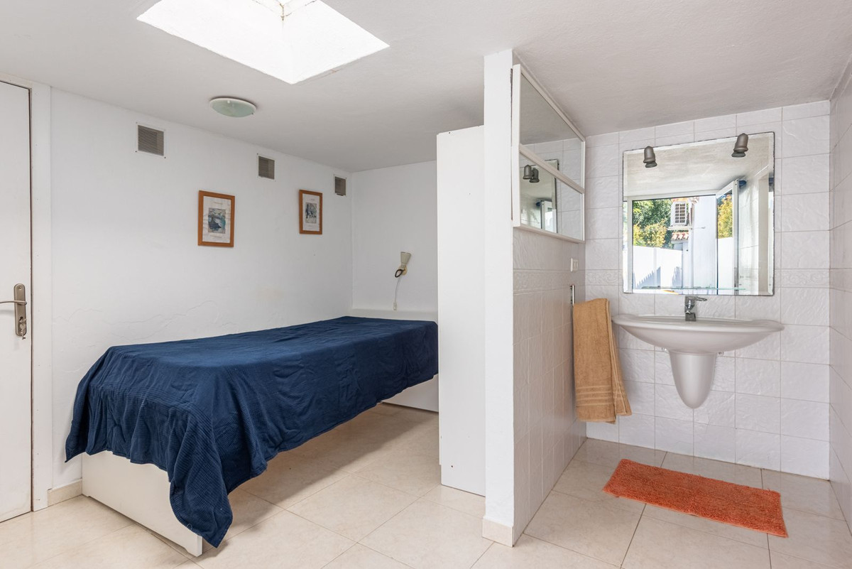 4 Bed Townhouse for sale in San Pedro De Alcántara Costa Del Sol, Málaga, Spain