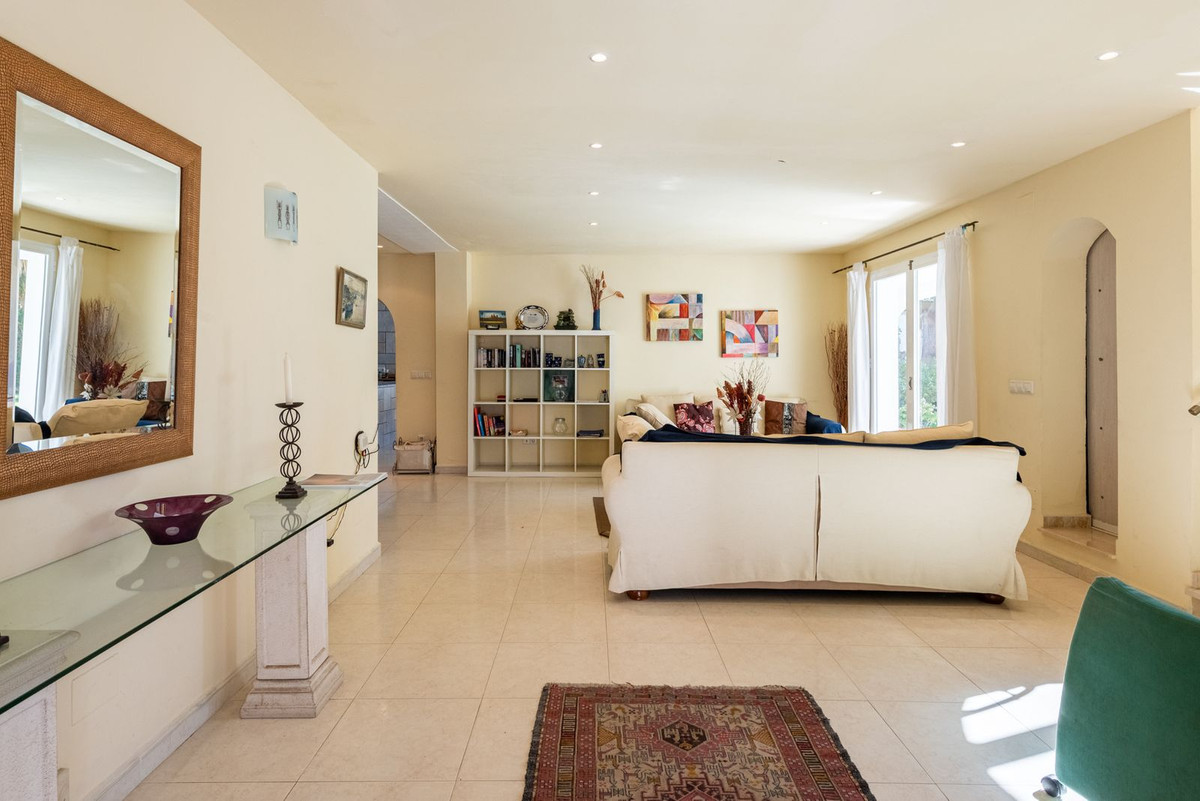 4 Bed Townhouse for sale in San Pedro De Alcántara Costa Del Sol, Málaga, Spain