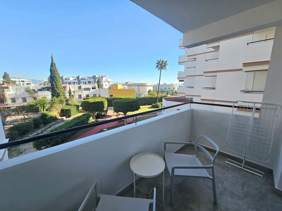 Se vende Apartamento Planta Media de 1 dormitorios en Costa Del Sol, Málaga, España