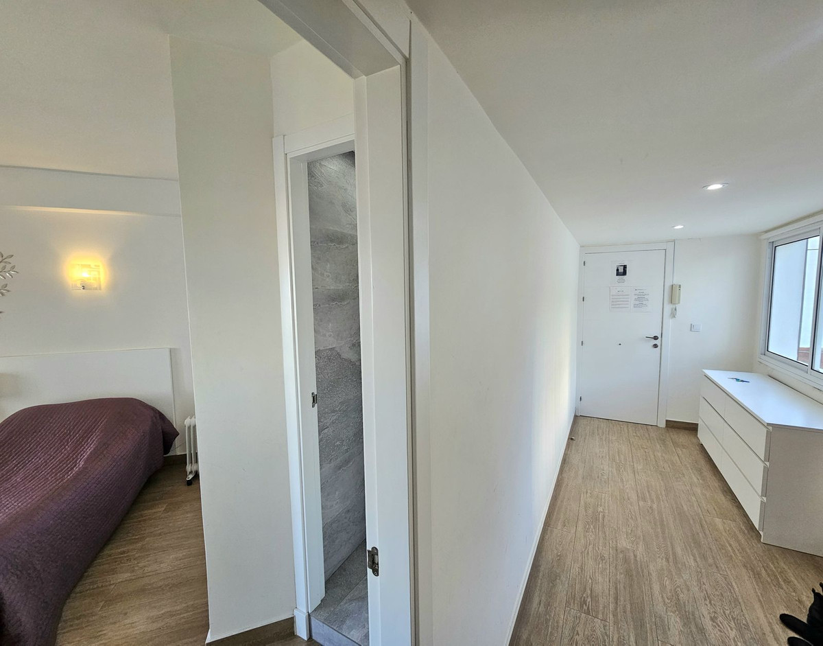 Se vende Apartamento Planta Media de 1 dormitorios en Costa Del Sol, Málaga, España