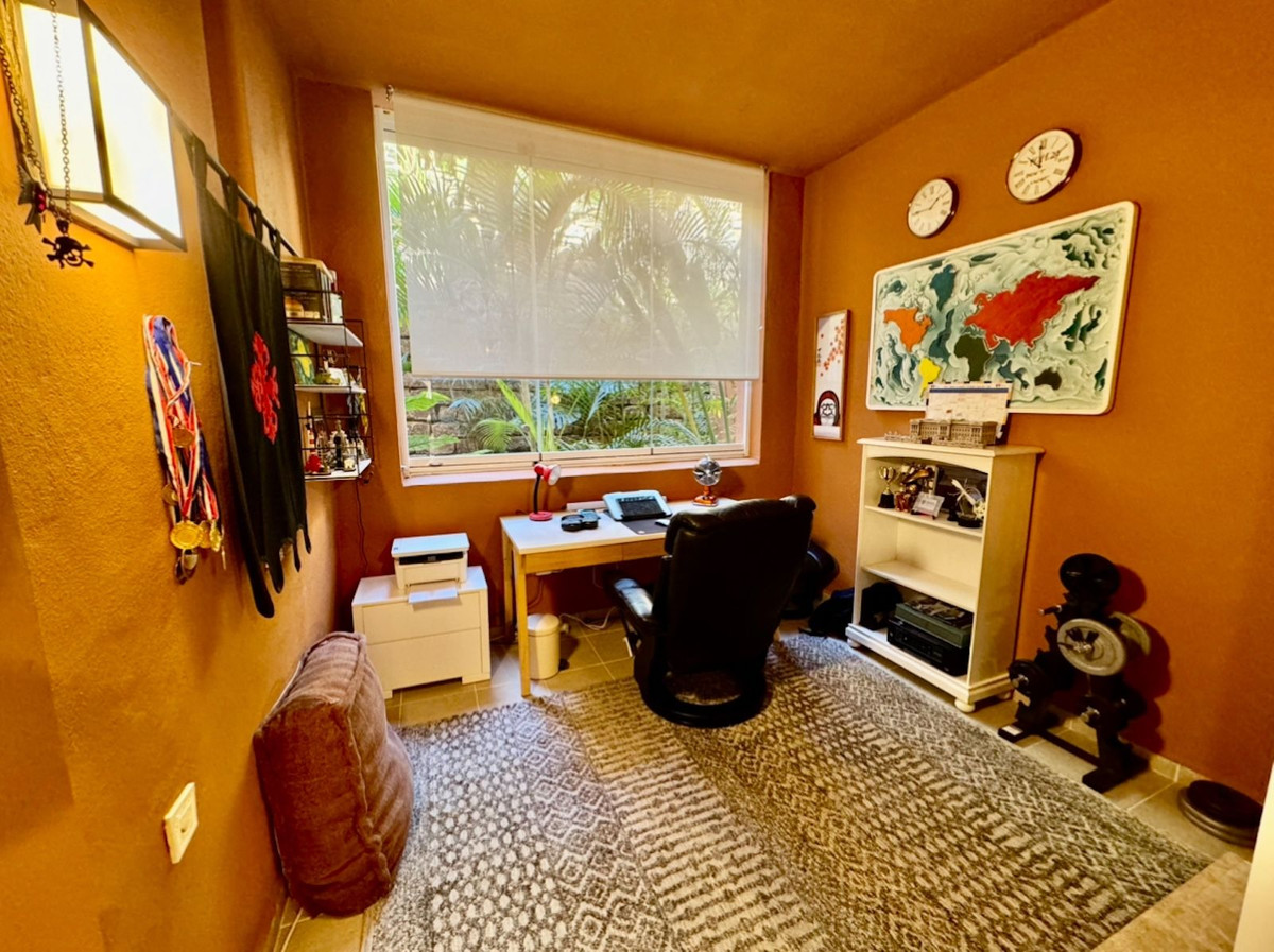 2 Bed Apartment for sale in Marbella Costa Del Sol, Málaga, Spain