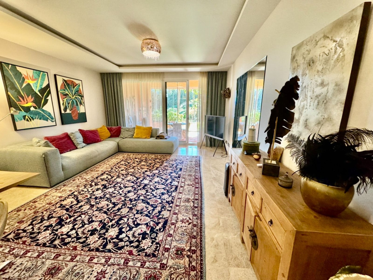2 Bed Apartment for sale in Marbella Costa Del Sol, Málaga, Spain