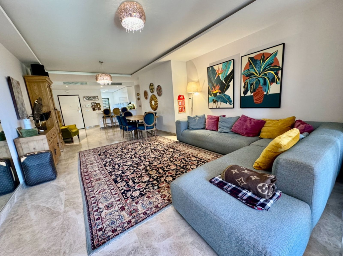2 Bed Apartment for sale in Marbella Costa Del Sol, Málaga, Spain