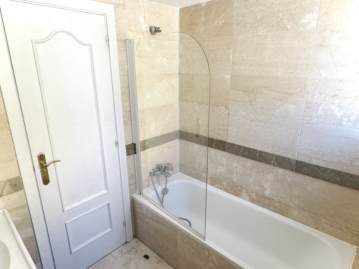 3 Bed Apartment for sale in Riviera Del Sol Costa Del Sol, Málaga, Spain