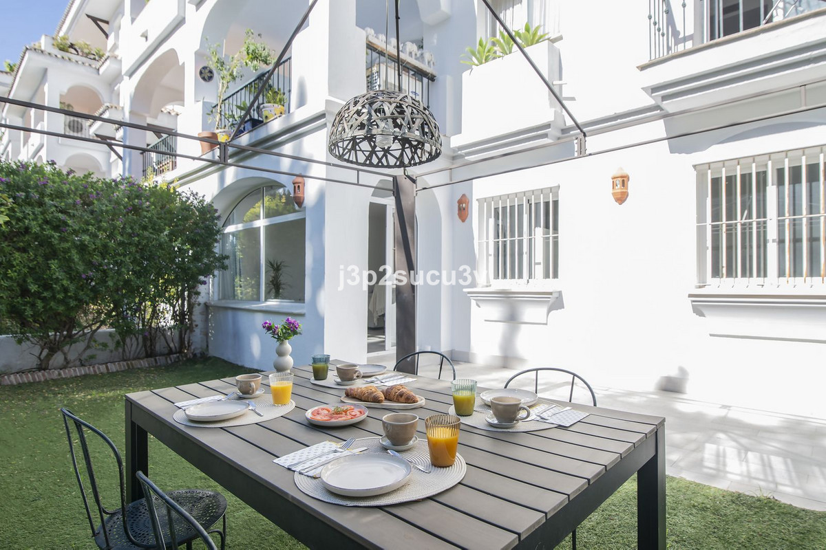 3 Bed Apartment for sale in Guadalmina Baja Costa Del Sol, Málaga, Spain