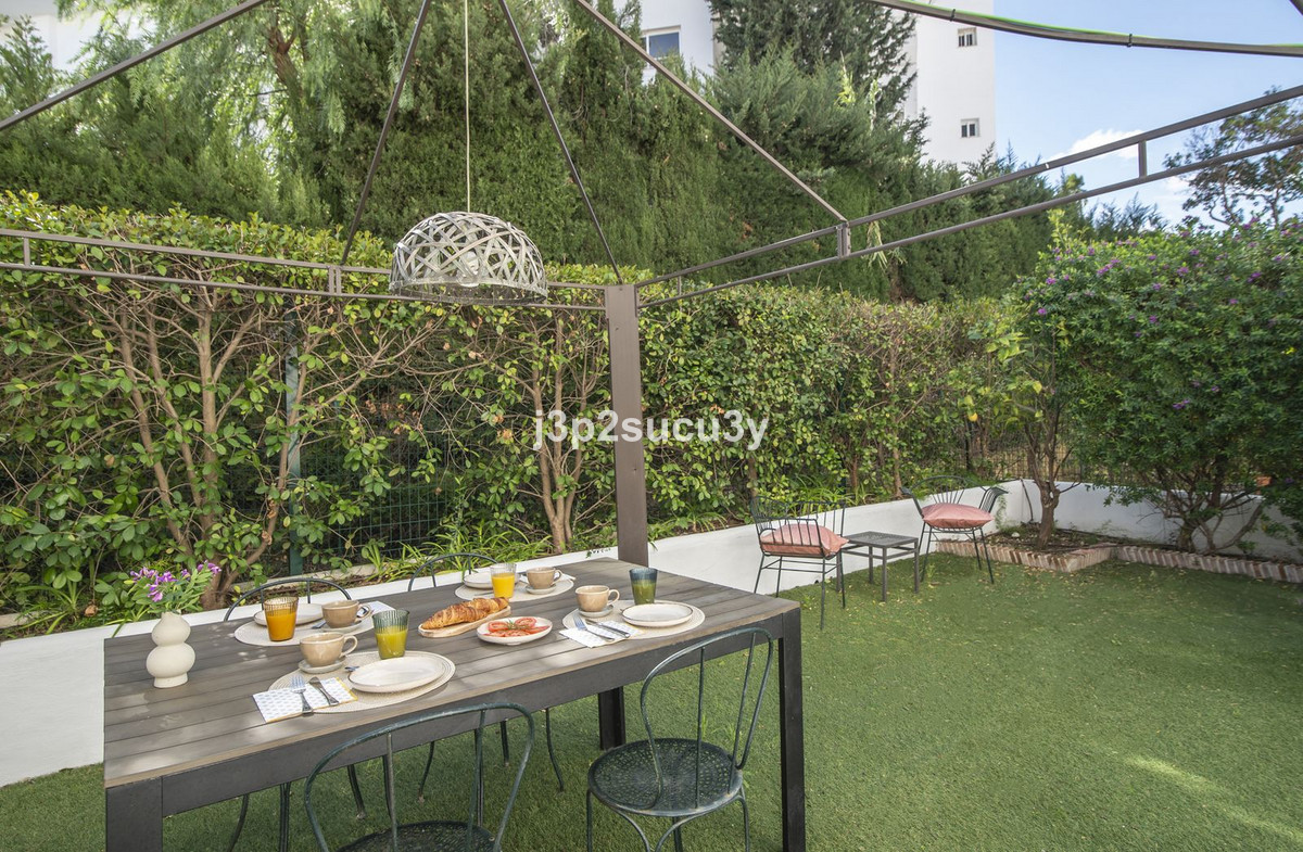 3 Bed Apartment for sale in Guadalmina Baja Costa Del Sol, Málaga, Spain