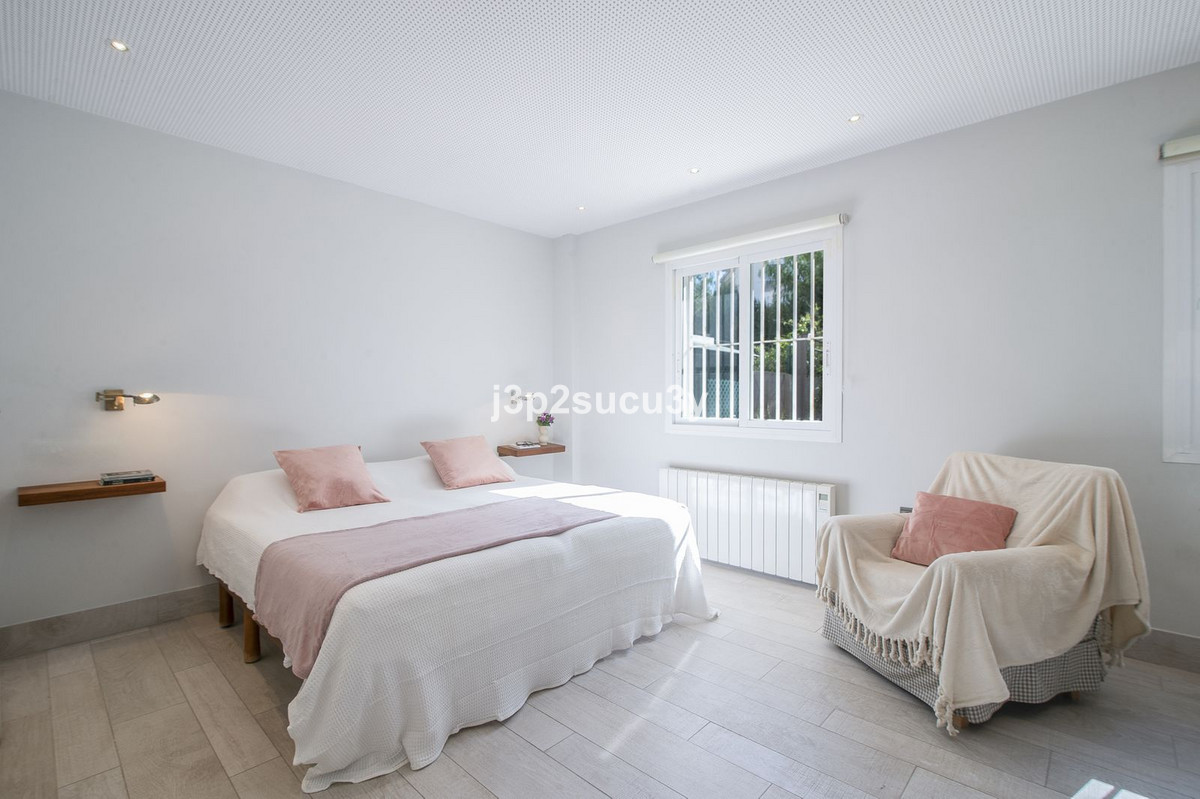 3 Bed Apartment for sale in Guadalmina Baja Costa Del Sol, Málaga, Spain