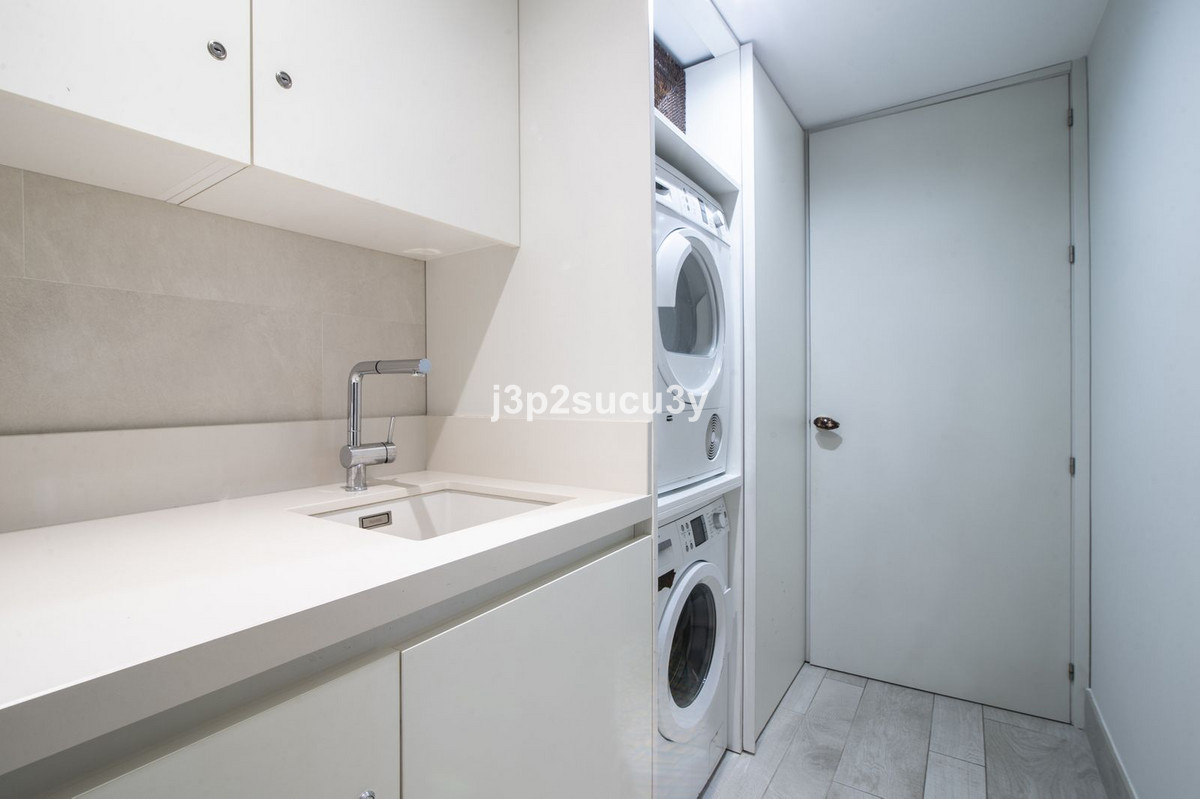 3 Bed Apartment for sale in Guadalmina Baja Costa Del Sol, Málaga, Spain