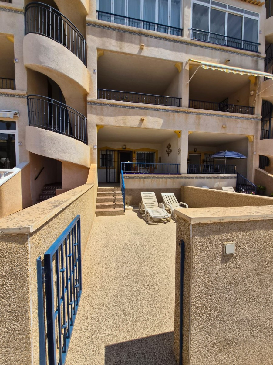 2 Bed Apartment for sale in Punta Prima Costa Blanca, Alicante, Spain