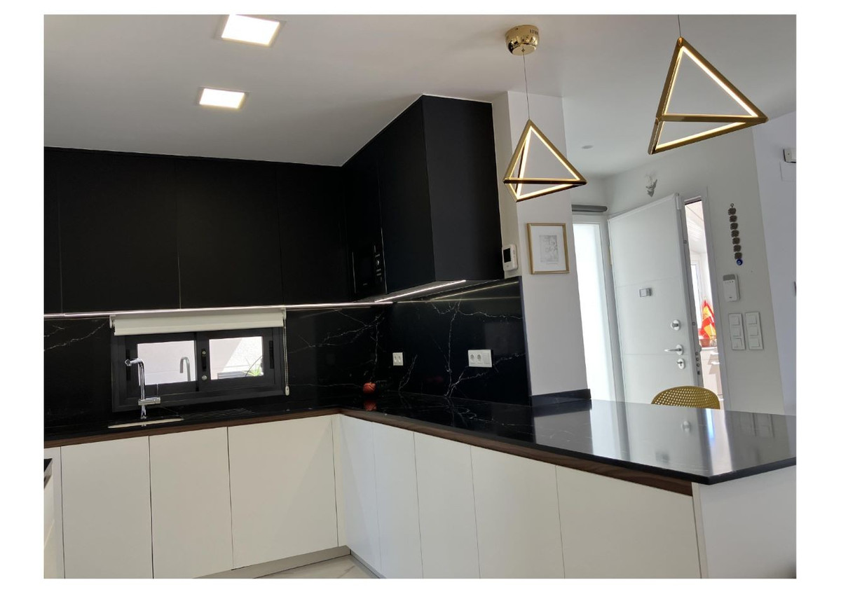 Se vende Bungalow de 2 dormitorios en Costa Blanca, Alicante, España