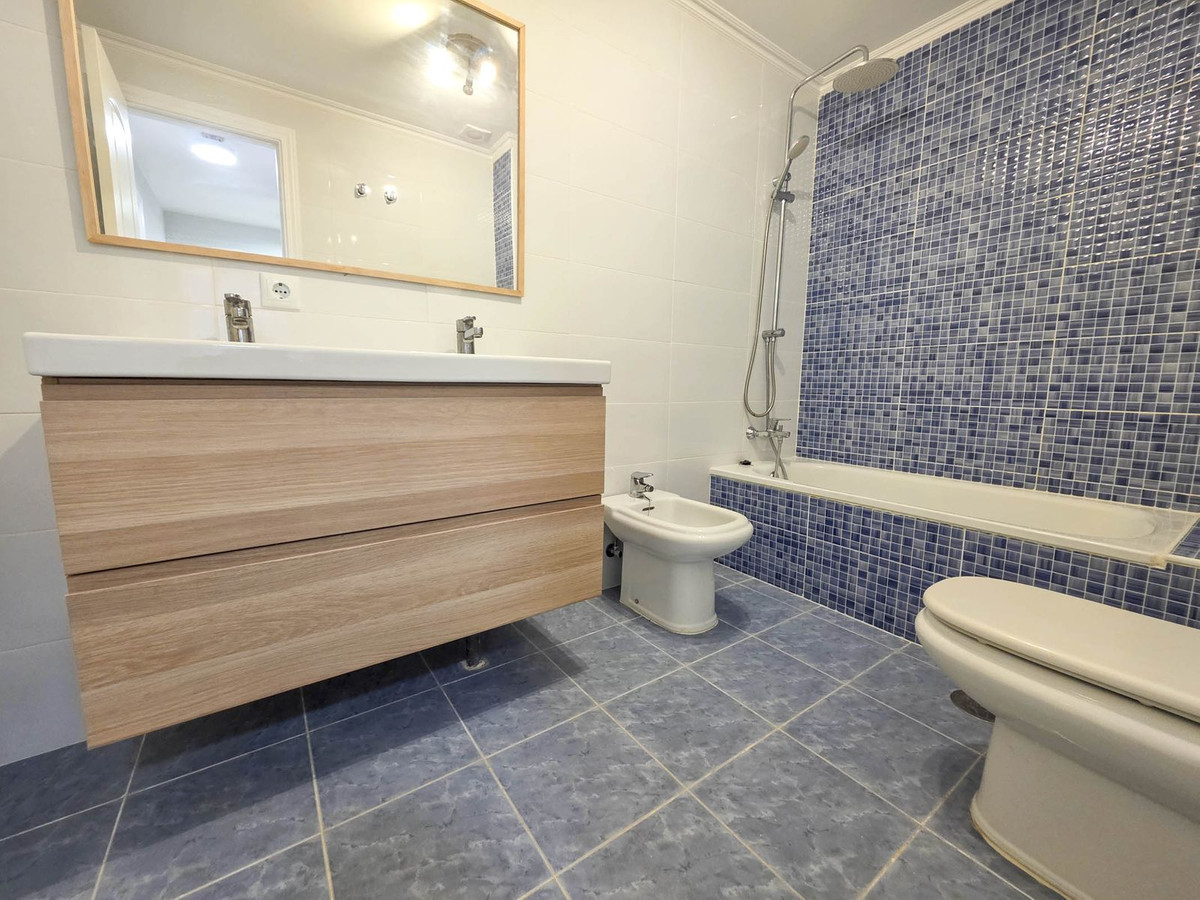 2 Bed Apartment for sale in San Luis De Sabinillas Costa Del Sol, Málaga, Spain