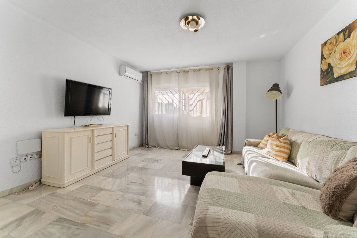 2 Bed Apartment for sale in Mijas Costa Del Sol, Málaga, Spain