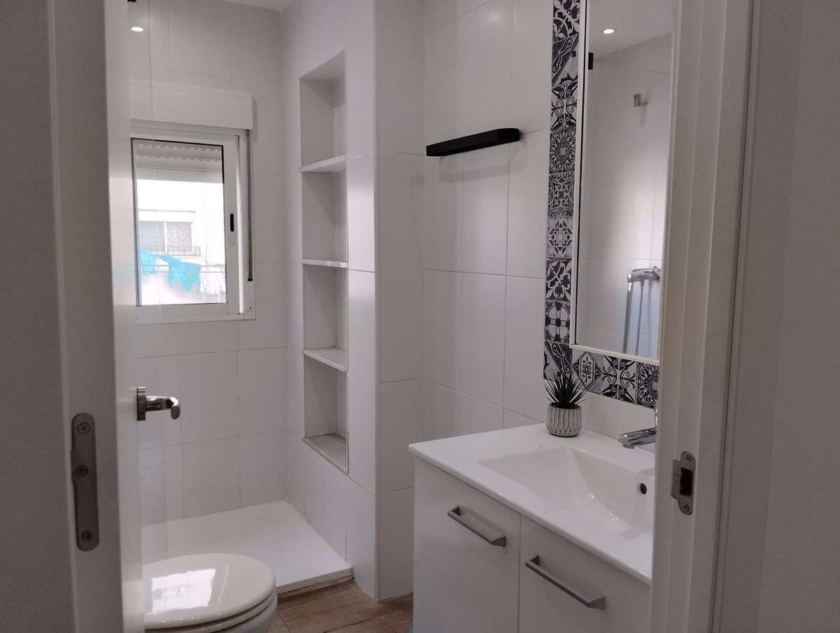 2 Bed Apartment for sale in Marbella Costa Del Sol, Málaga, Spain