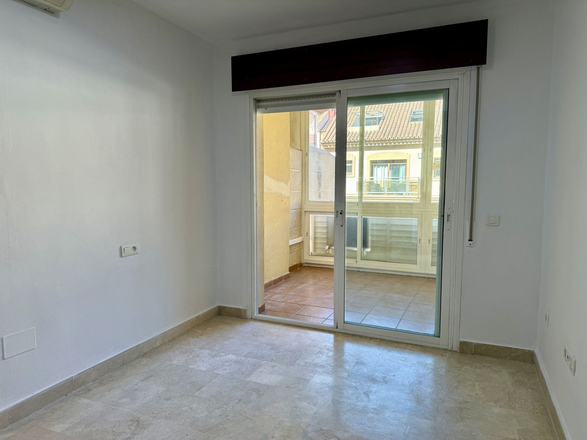 Se vende Apartamento Planta Media de 3 dormitorios en Costa Del Sol, Málaga, España