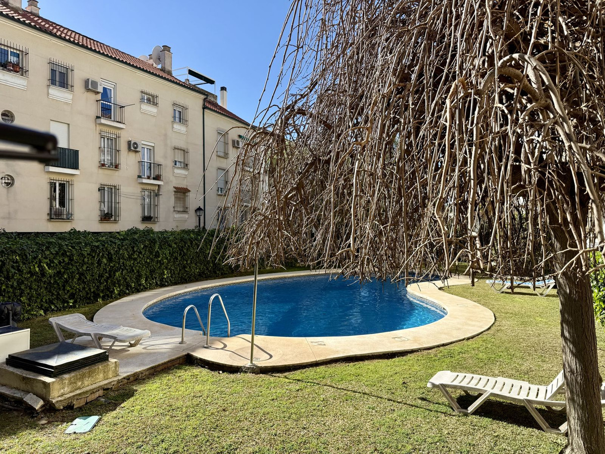 Se vende Apartamento Planta Media de 3 dormitorios en Costa Del Sol, Málaga, España