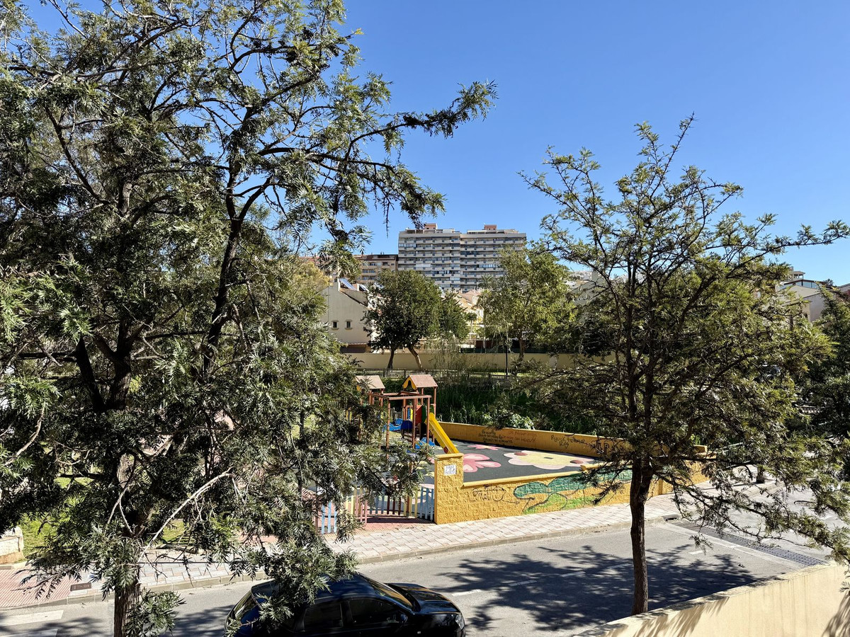 Se vende Apartamento Planta Media de 3 dormitorios en Costa Del Sol, Málaga, España