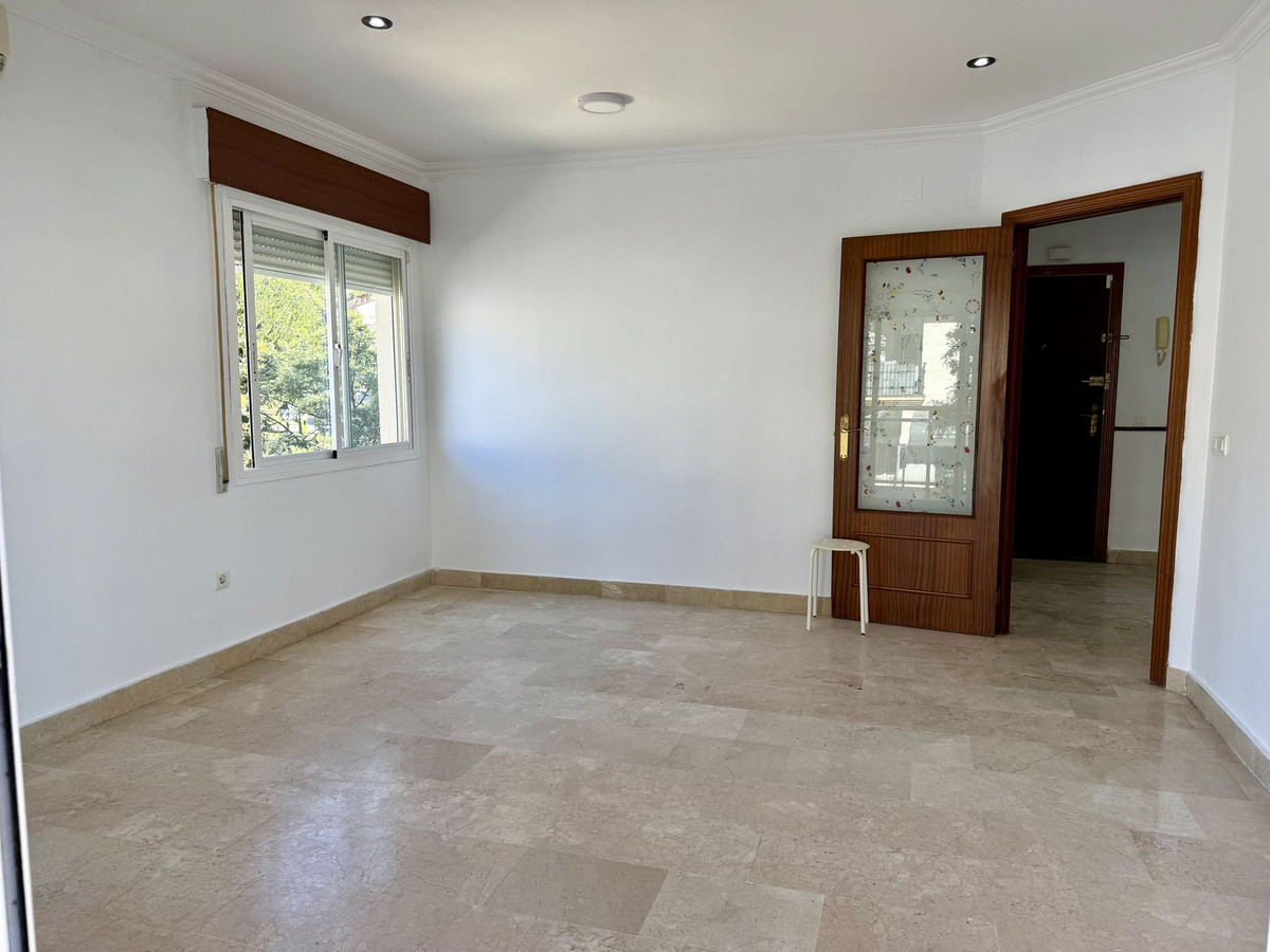 Se vende Apartamento Planta Media de 3 dormitorios en Costa Del Sol, Málaga, España