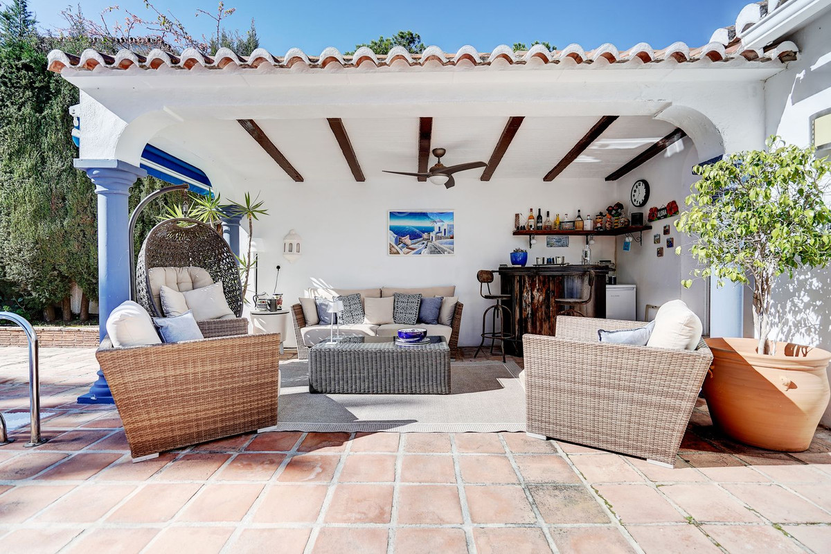 Se vende Villa - Chalet de 3 dormitorios en Costa Del Sol, Málaga, España