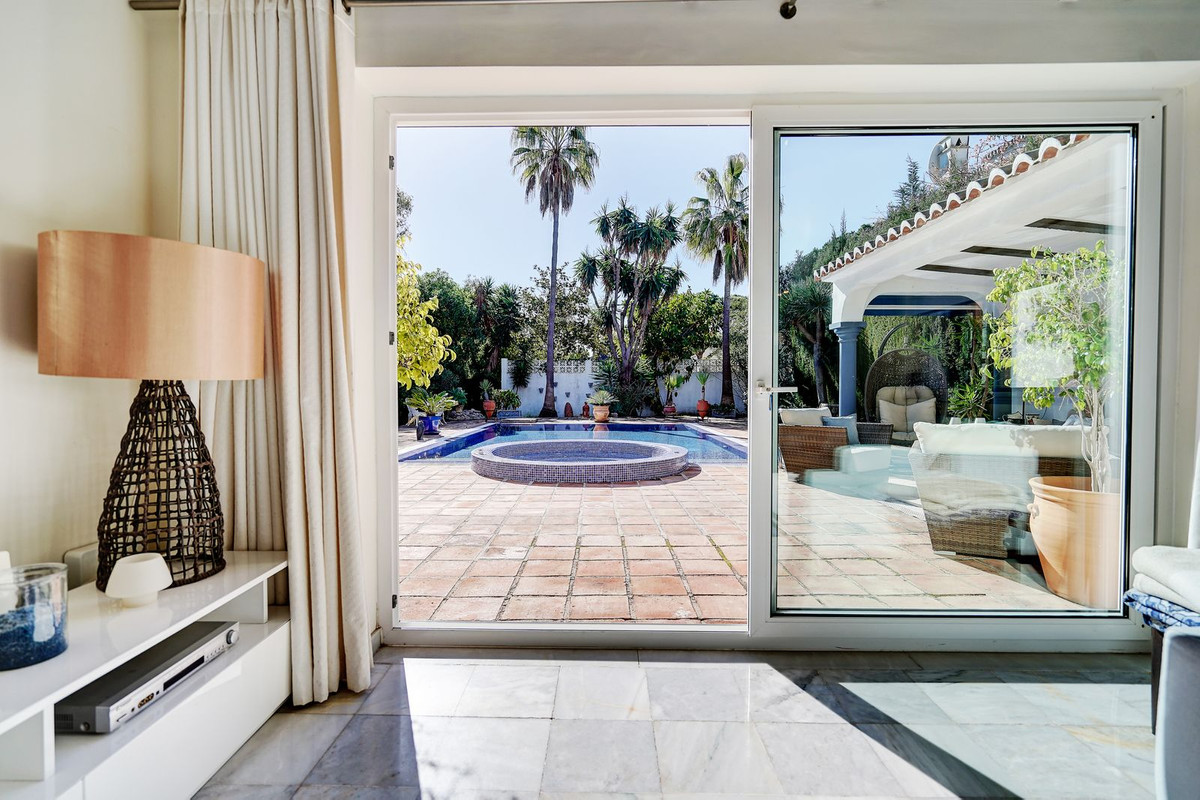 Se vende Villa - Chalet de 3 dormitorios en Costa Del Sol, Málaga, España