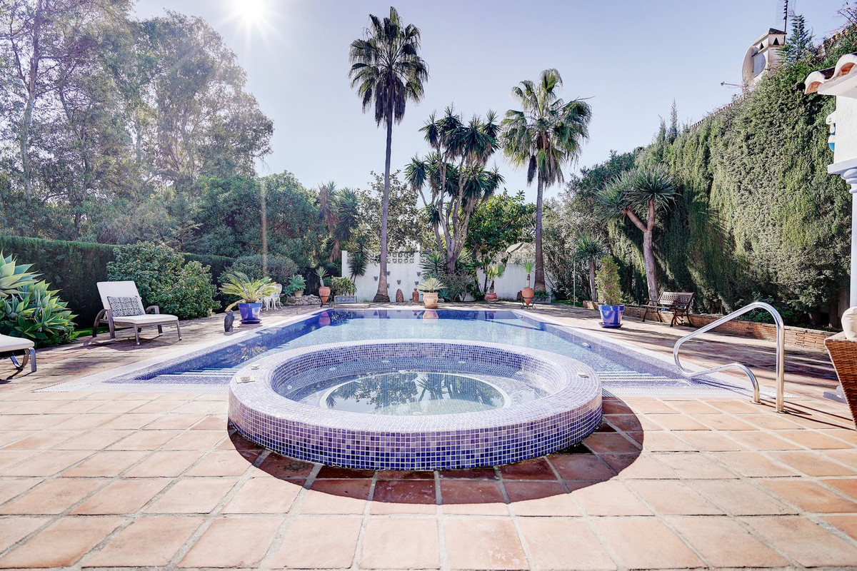 Se vende Villa - Chalet de 3 dormitorios en Costa Del Sol, Málaga, España