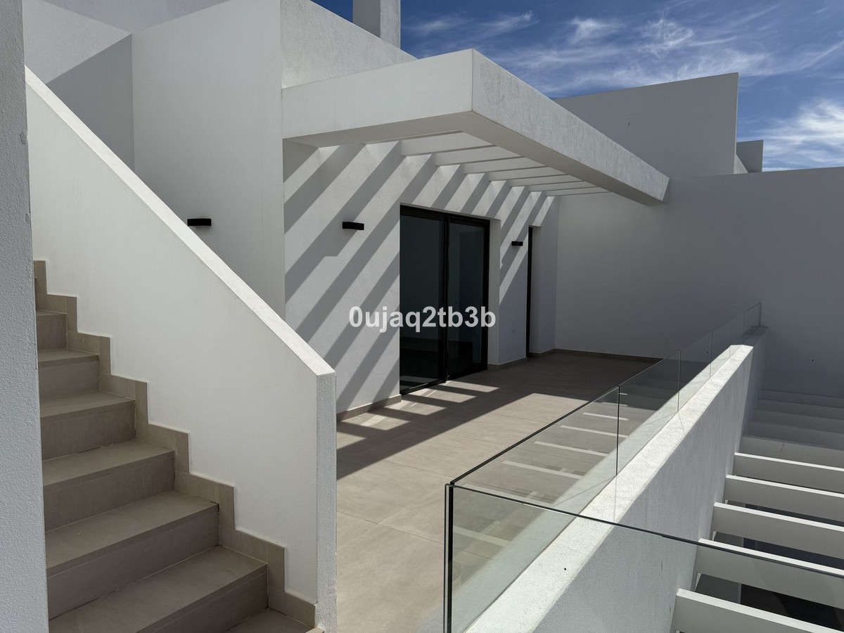 3 Bed Apartment for sale in Estepona Costa Del Sol, Málaga, Spain