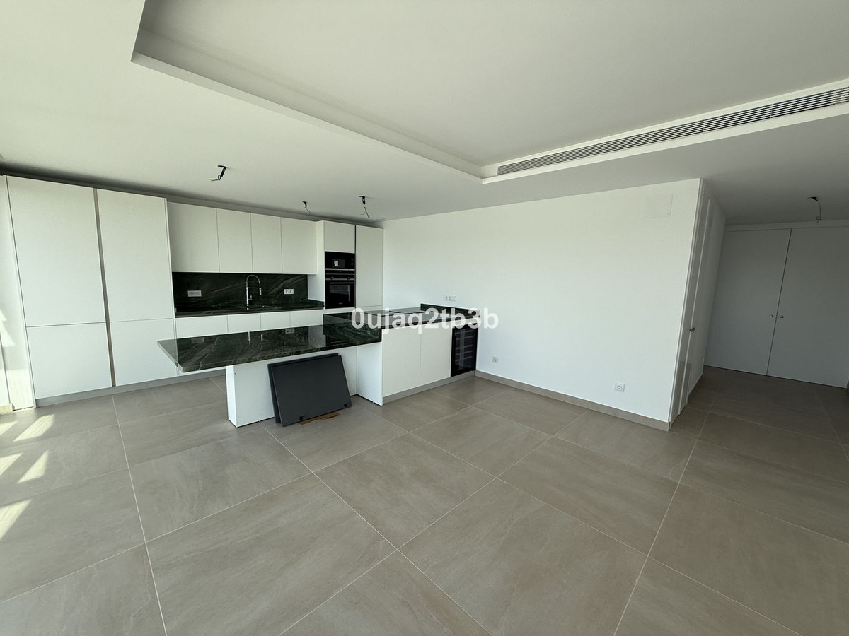 3 Bed Apartment for sale in Estepona Costa Del Sol, Málaga, Spain