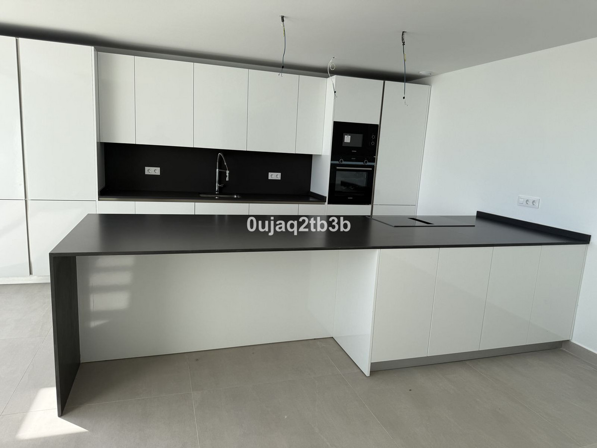 2 Bed Apartment for sale in Estepona Costa Del Sol, Málaga, Spain