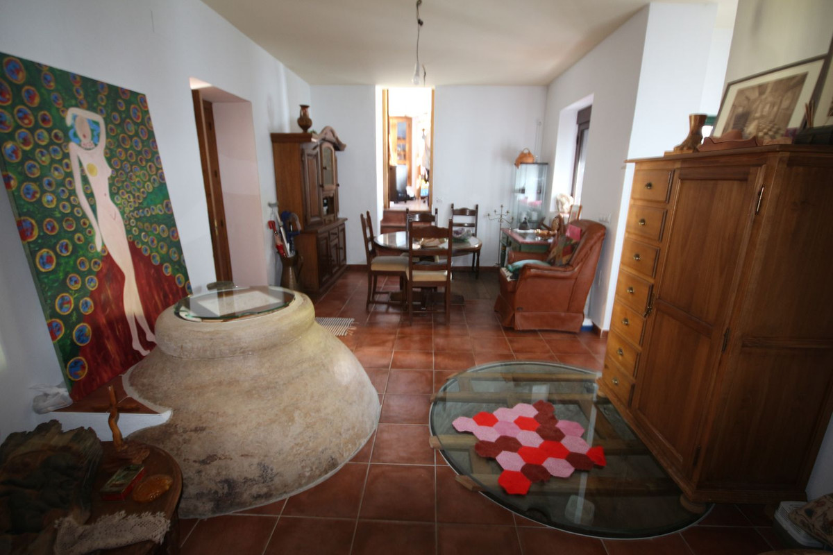20 Bed Townhouse for sale in Almogía Costa Del Sol, Málaga, Spain