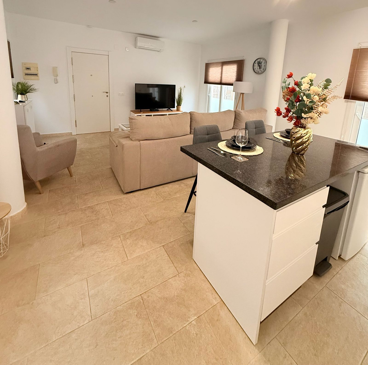 2 Bed Apartment for sale in La Carihuela Costa Del Sol, Málaga, Spain