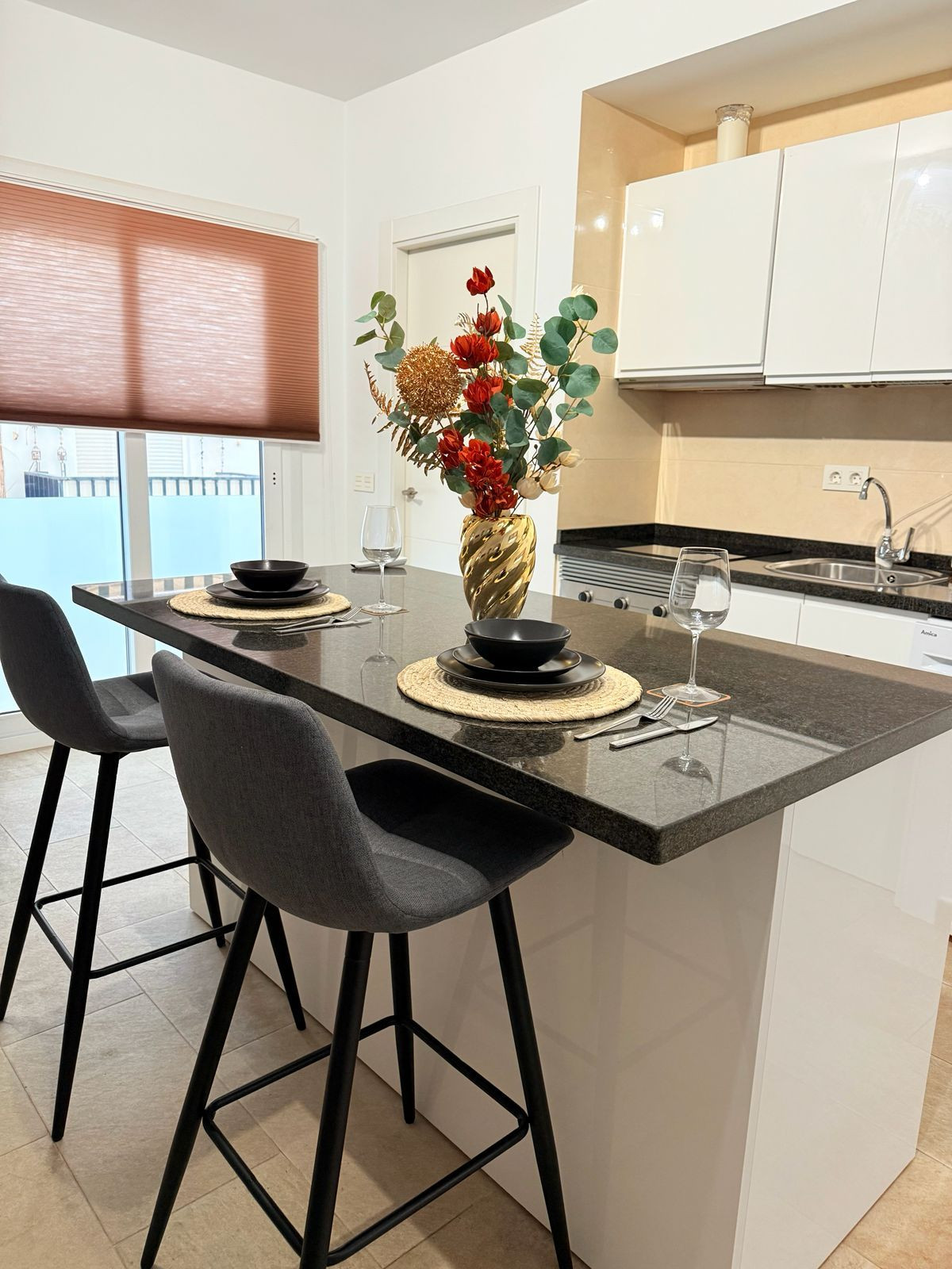 2 Bed Apartment for sale in La Carihuela Costa Del Sol, Málaga, Spain
