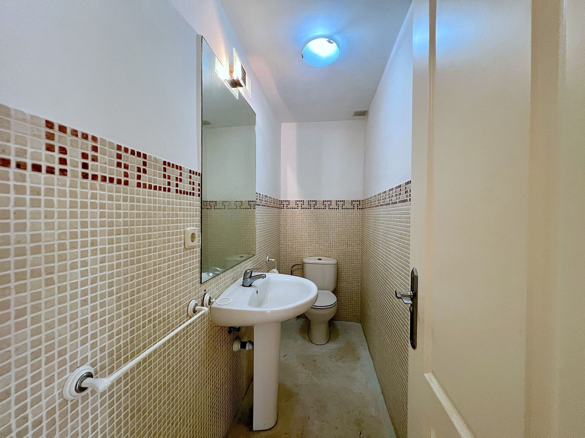 Se vende Pareada de 3 dormitorios en Costa Del Sol, Málaga, España