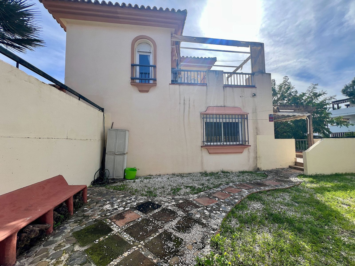 Se vende Pareada de 3 dormitorios en Costa Del Sol, Málaga, España