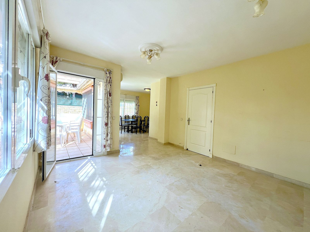 Se vende Pareada de 3 dormitorios en Costa Del Sol, Málaga, España