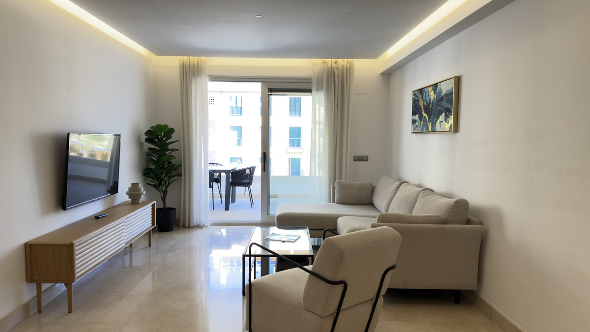 3 Bed Apartment for sale in San Pedro De Alcántara Costa Del Sol, Málaga, Spain