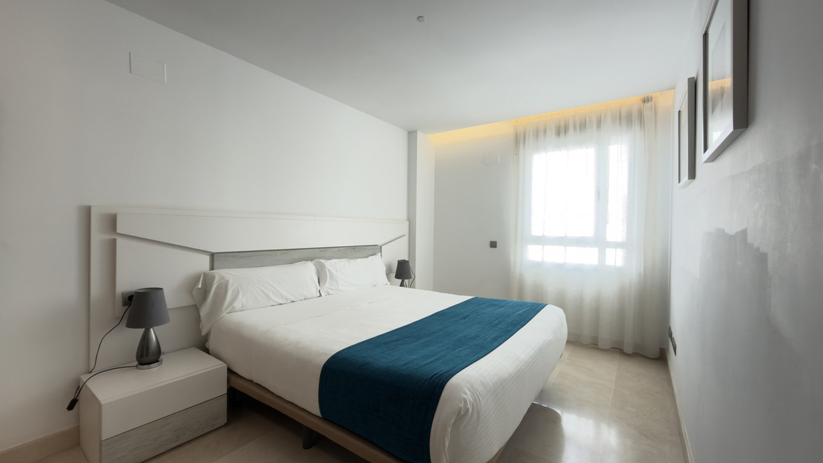 3 Bed Apartment for sale in San Pedro De Alcántara Costa Del Sol, Málaga, Spain